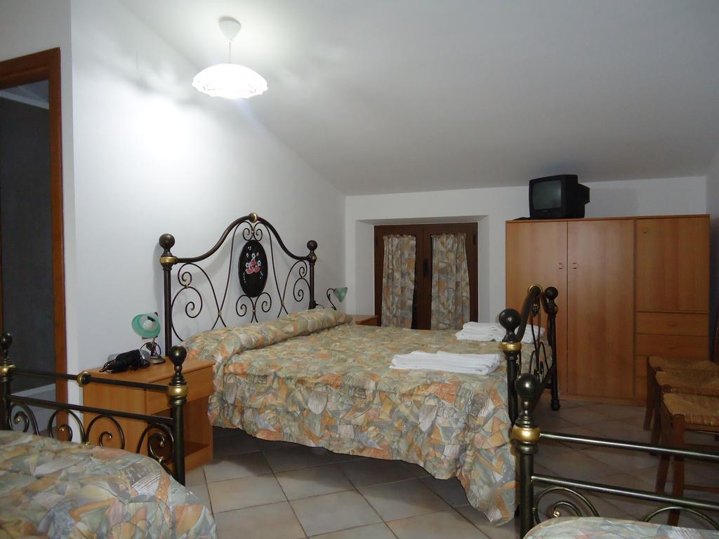 Accumoli Agriturismo Grisciano חדר תמונה